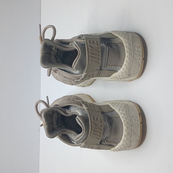 Nike Air Huarache Run CS Cobblestone Mushroom-Sail sneakers - Picture 6 of 8